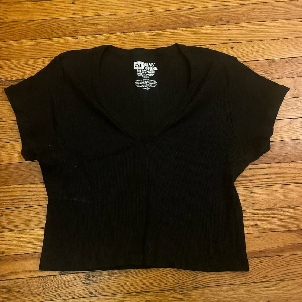 Big Bud Press Black V-Neck Short Sleeve Tee